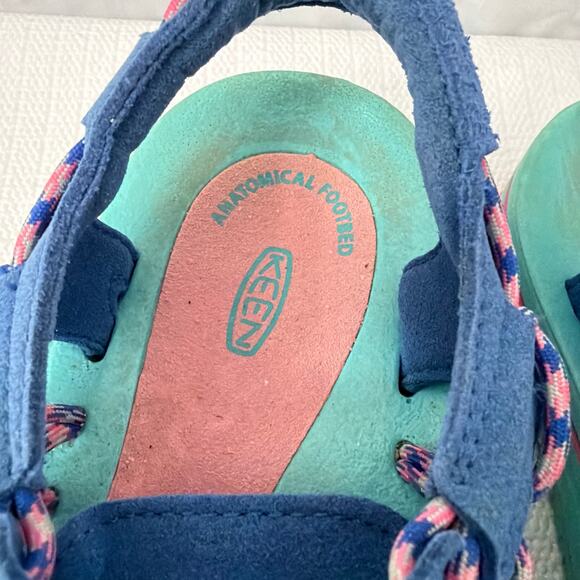 Keen Sandals Womens Size 7.5 Uneek Water Shoes Bungee Cord Slip On Blue Pink - Picture 5 of 11